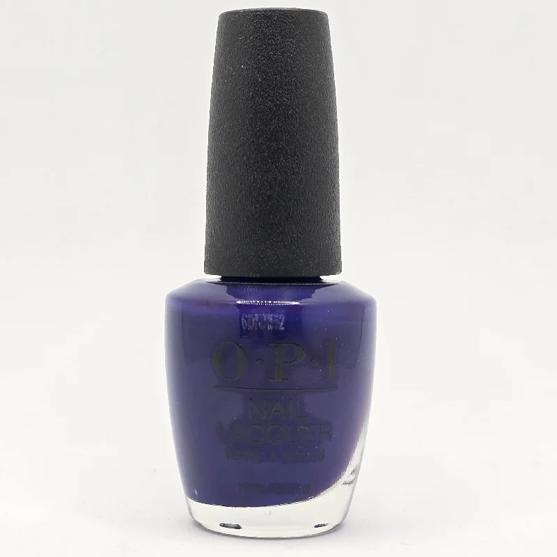 nail repair for nail discoloration-OPI NL E72 - EURSO EURO