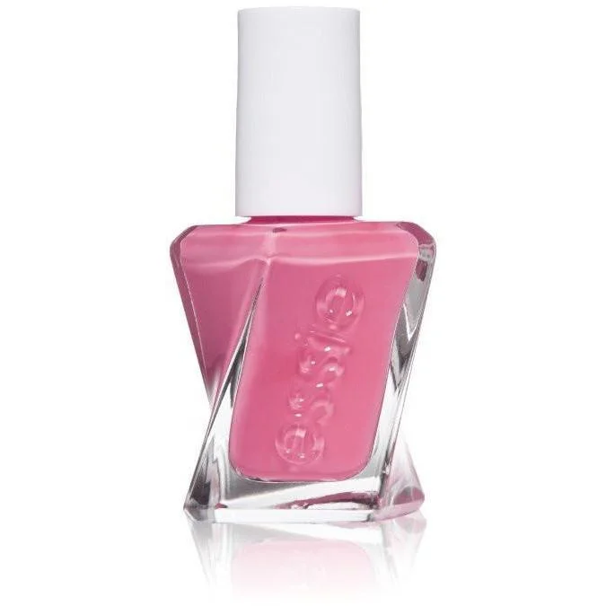 nail polish cashew cream-Essie Gel Couture -  Model Citizen - #240